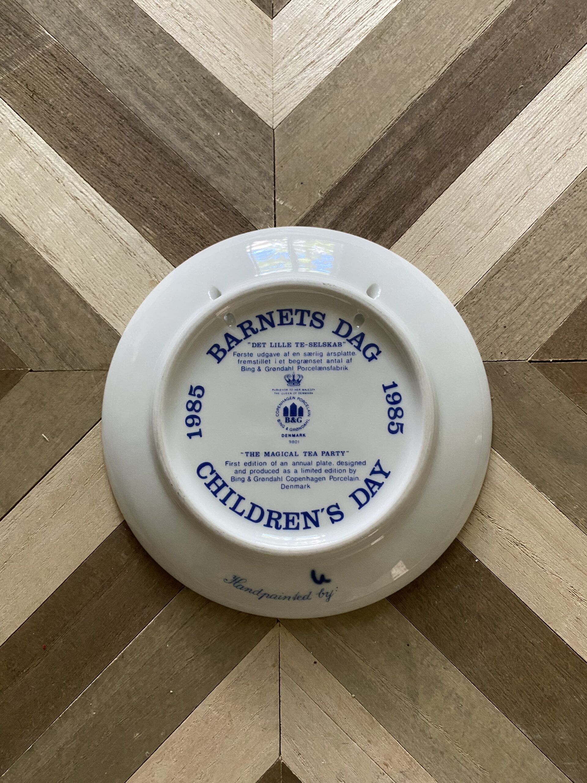 Assiette enfant 1985 BING ET GRONDAHL BARNETS DAG CHILDREN’S DAY