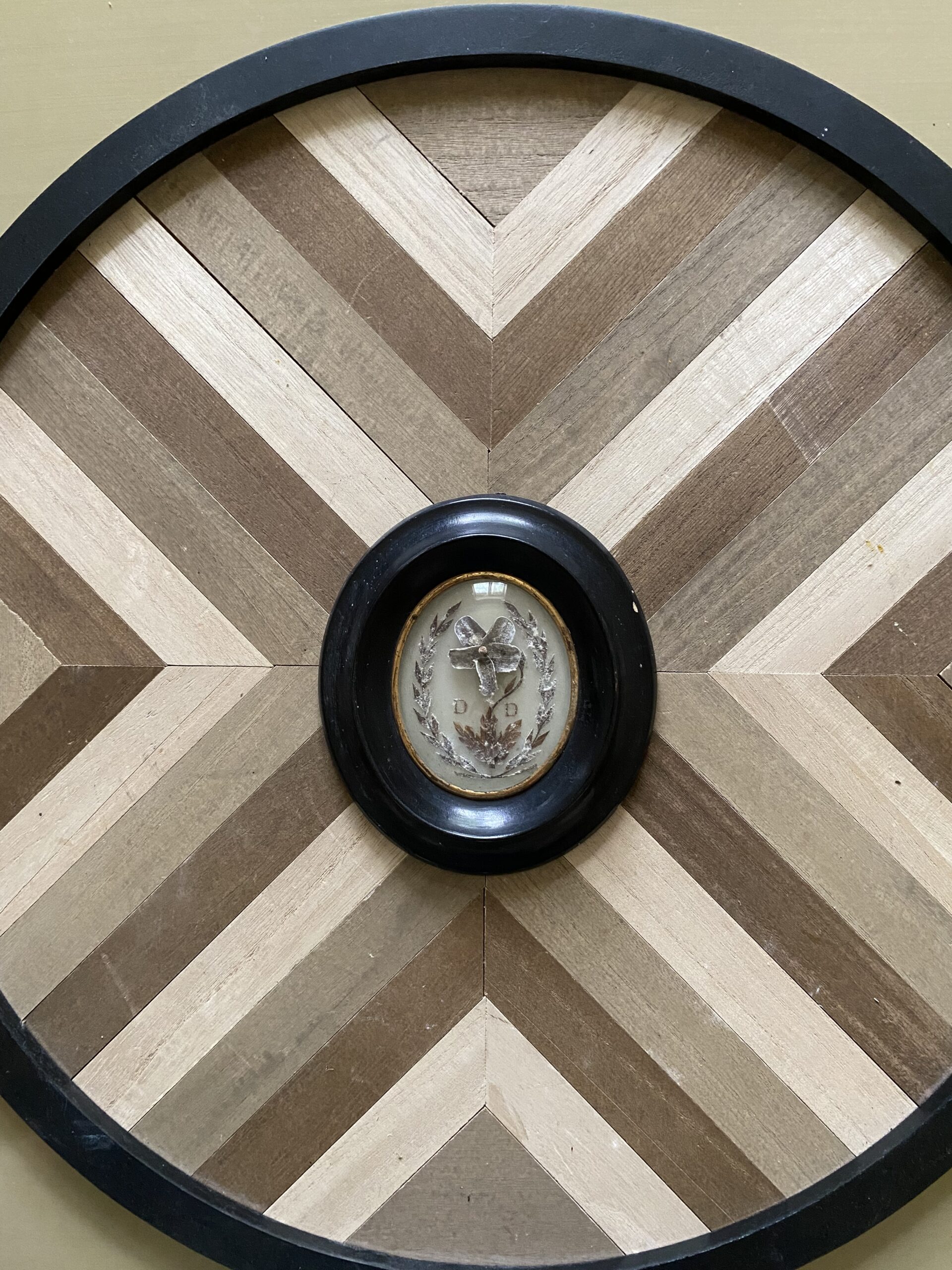 Cadre reliquaire bombé Napoléon III