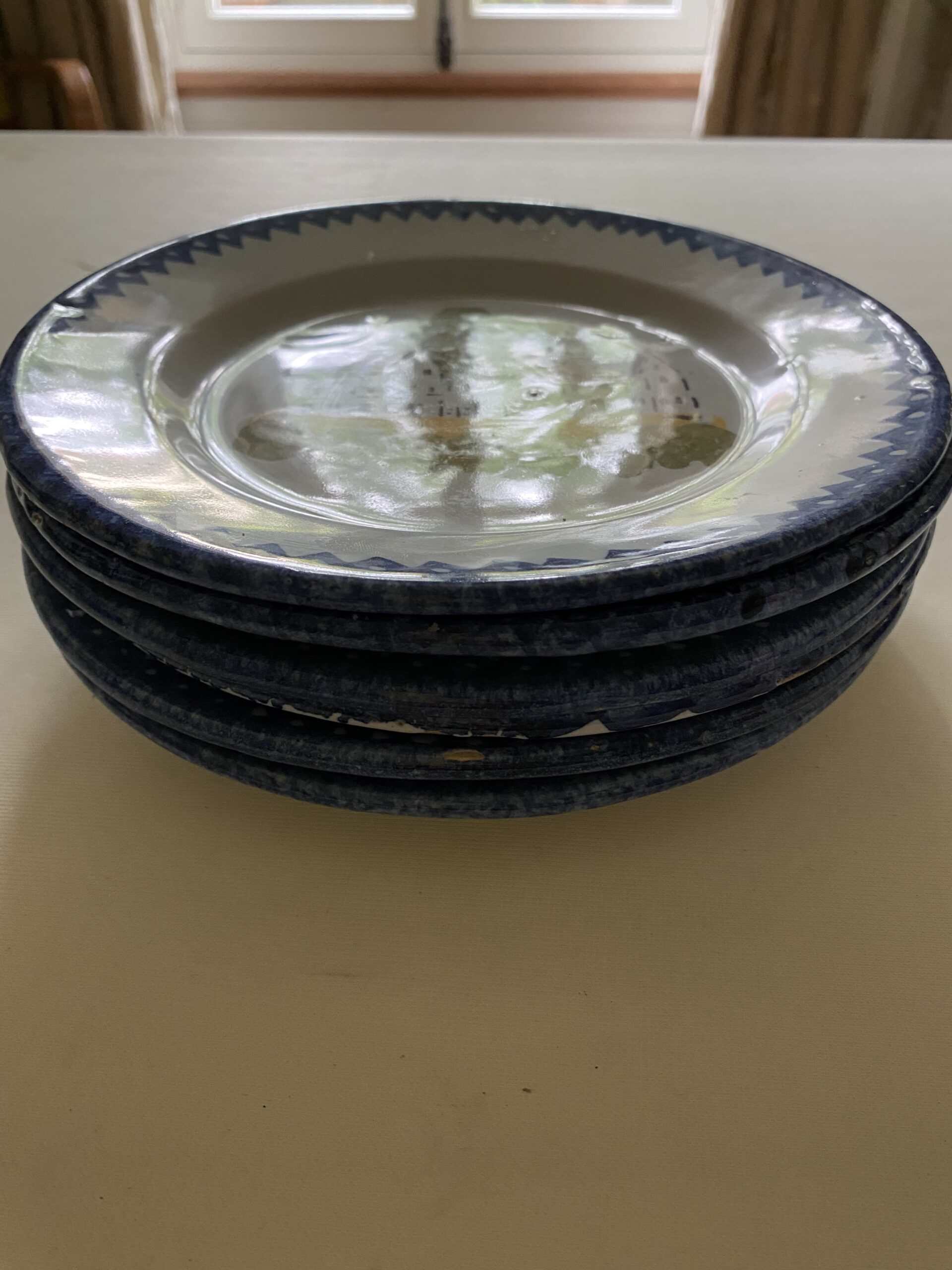 Service assiettes Charolles art populaire XIXe