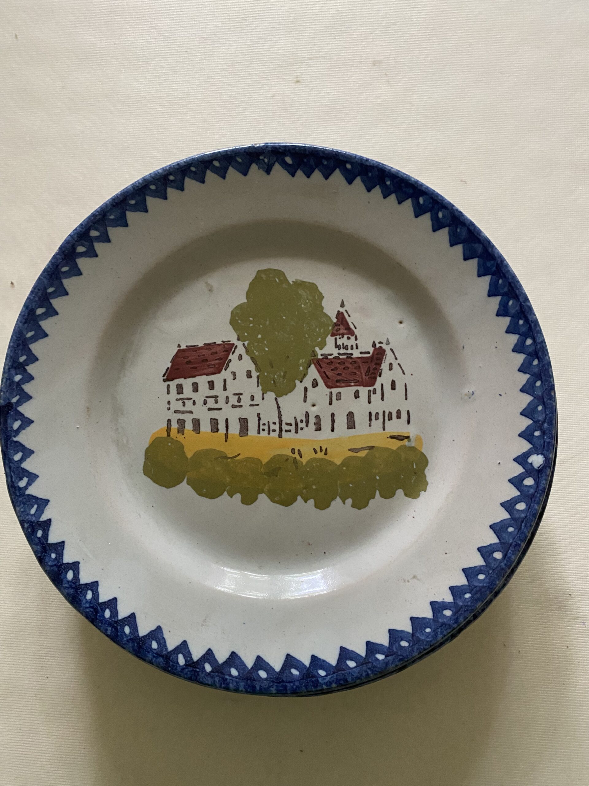 Service assiettes Charolles art populaire XIXe