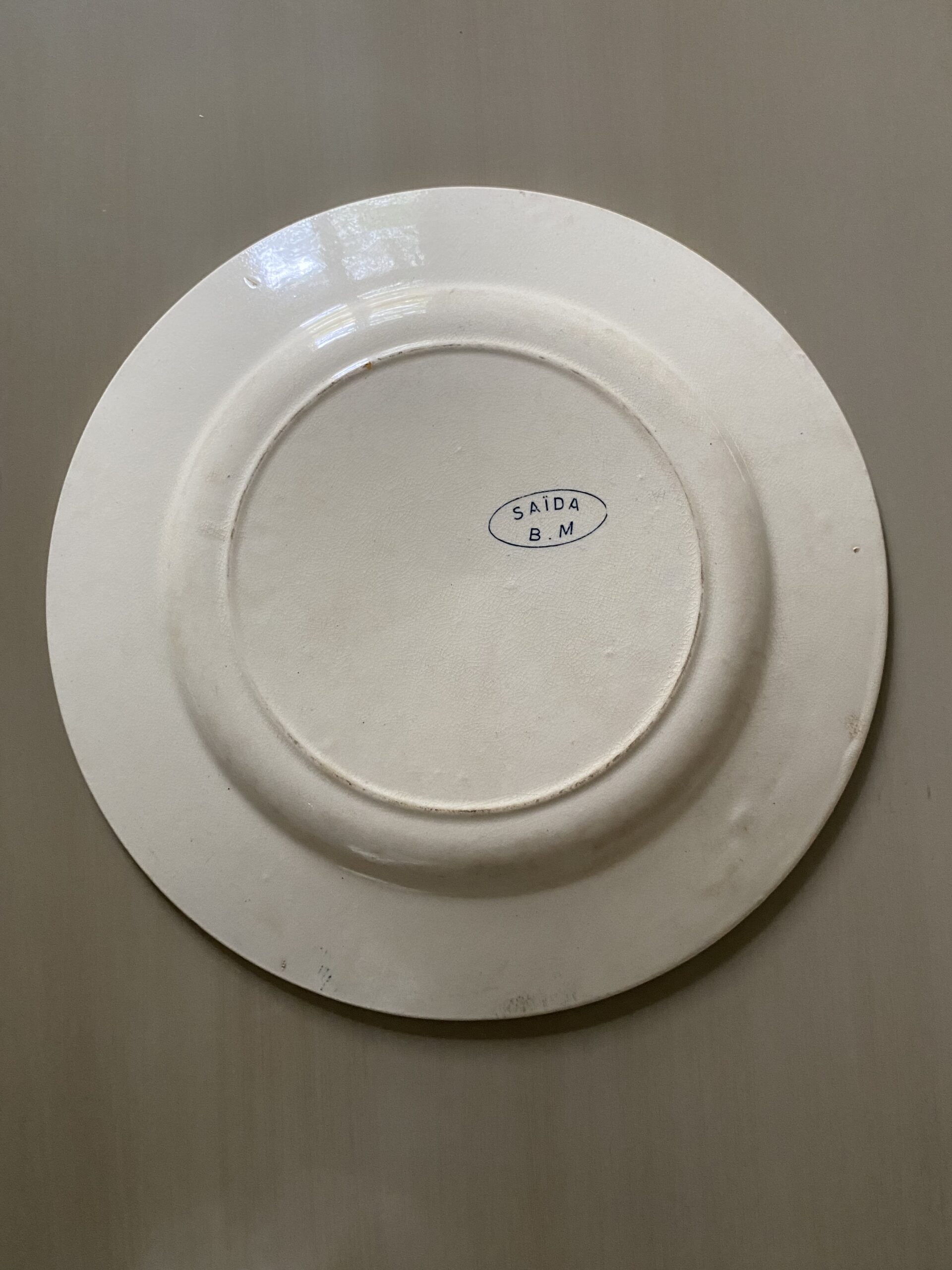 Assiette SAIDA ancienne SALINS antique