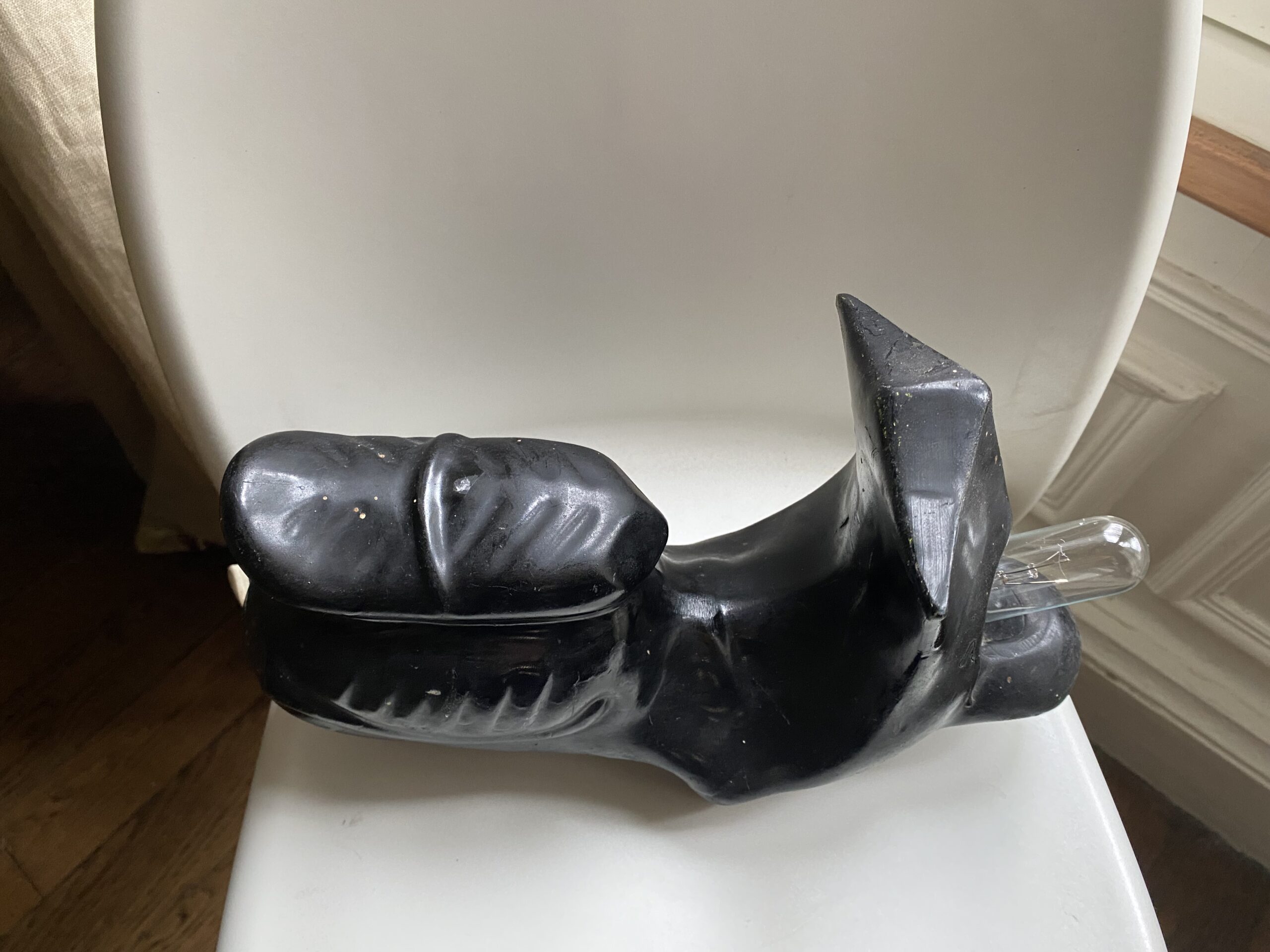 Lampe moto vintage noire céramique