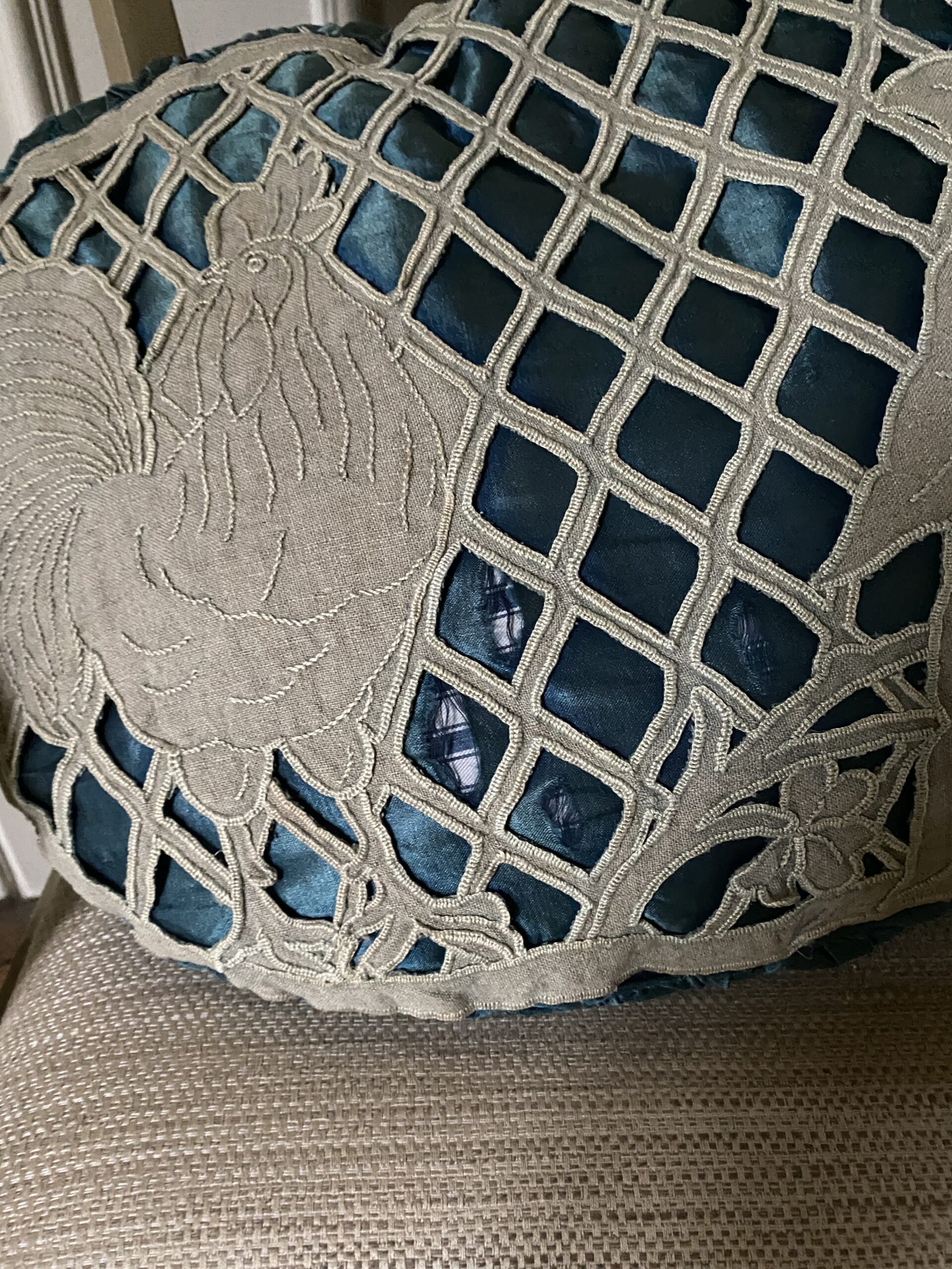 Coussin ancien soie bleu canard broderie shabby chic