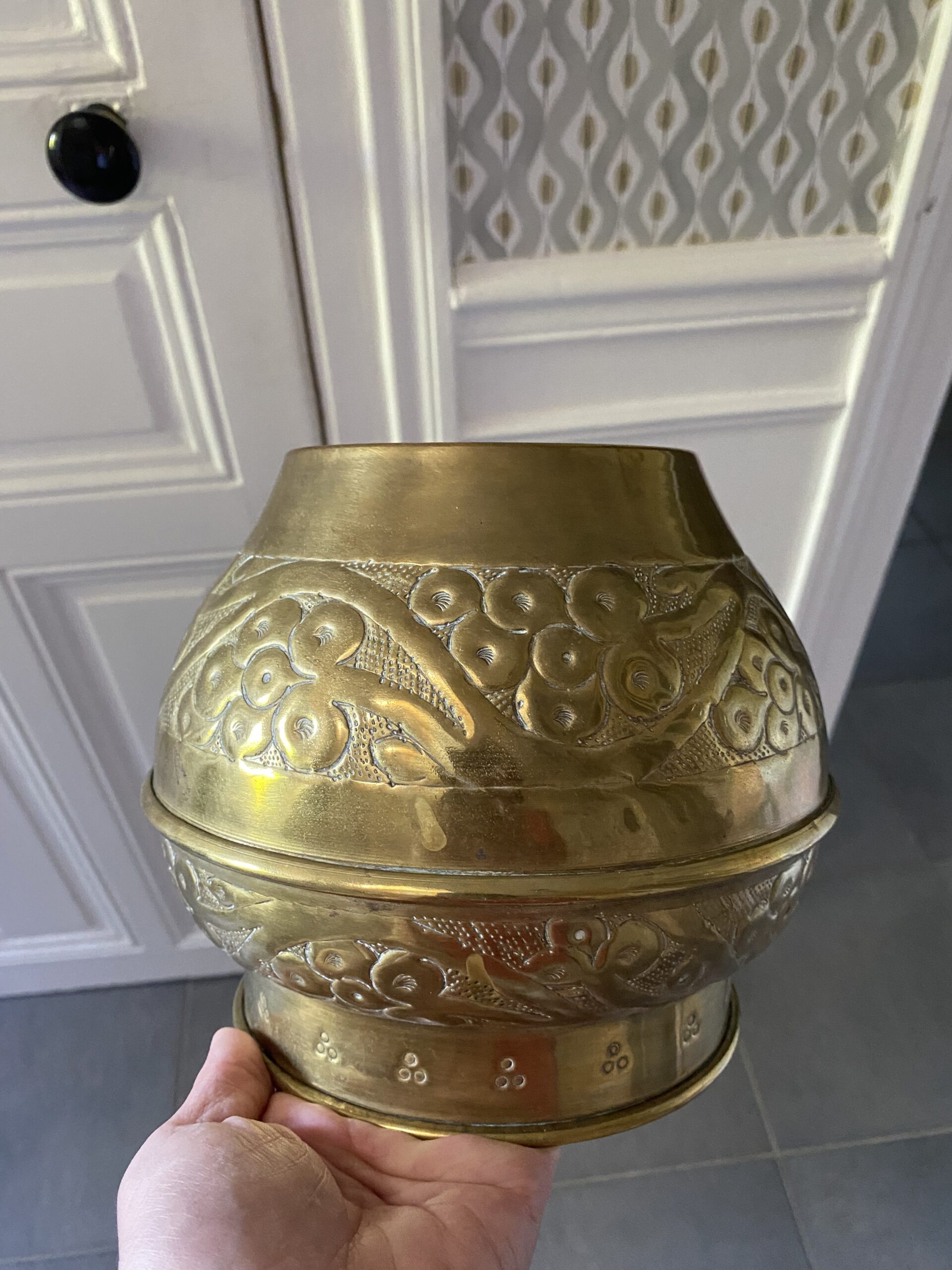 Vase boule laiton vintage