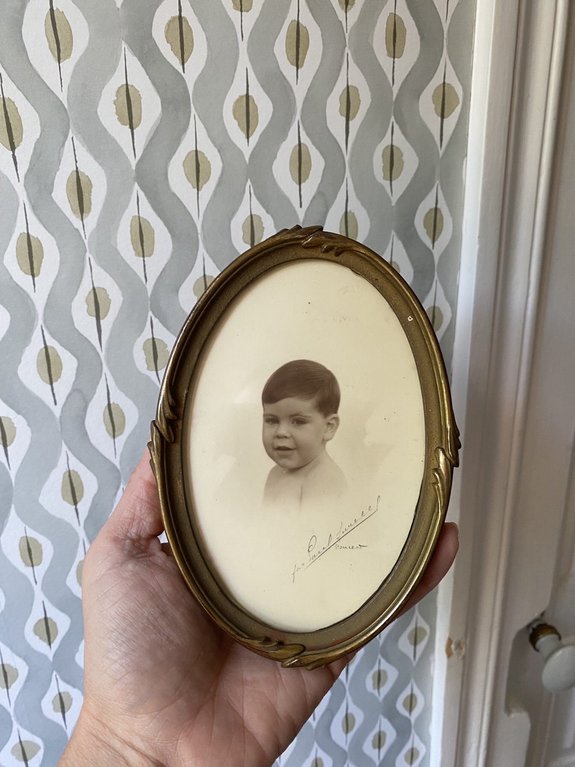 Petits cadres ovales anciens peint et doré